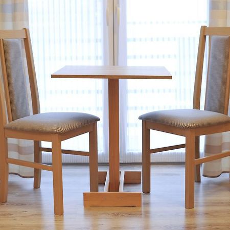 Batory Apartment Леба Екстериор снимка