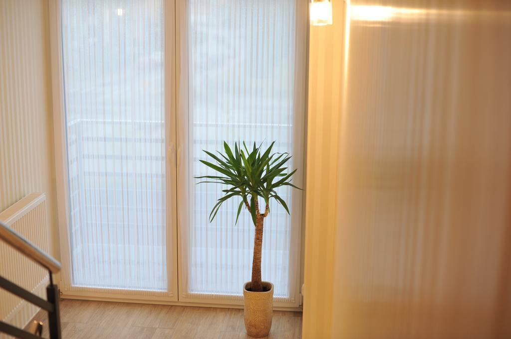 Batory Apartment Леба Екстериор снимка