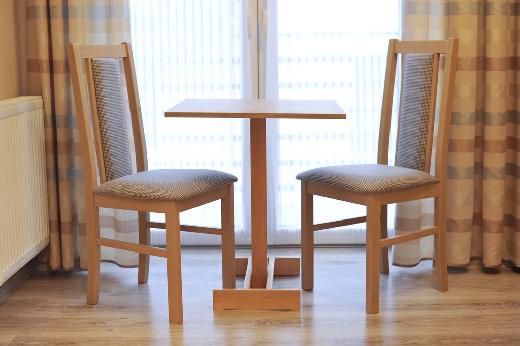 Batory Apartment Леба Екстериор снимка