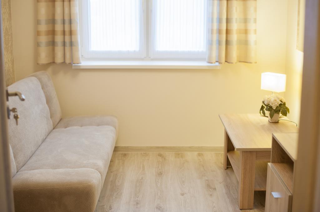 Batory Apartment Леба Екстериор снимка